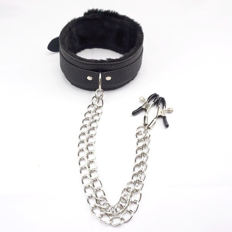Collar de piel sintética con pinzas para pezones